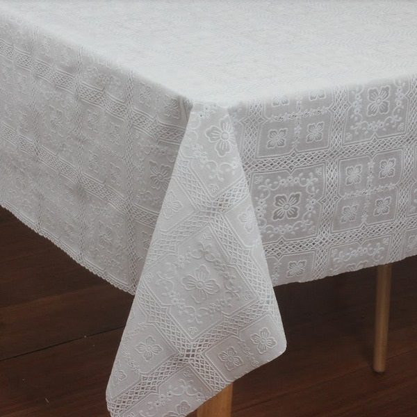 TOALHA MESA RENDADA BRANCA FOHINHAS 1,37M X METRO KAPAZI