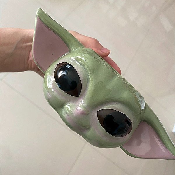Caneca bebê yoda