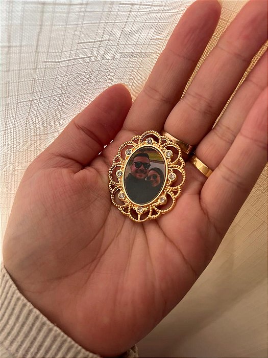 Relicários personalizado Dourado