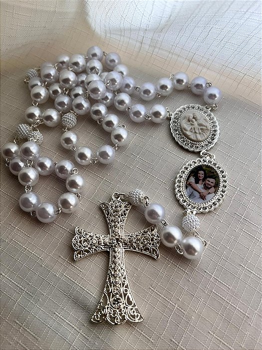 Terço de noiva personalizado sagrada Familia com relicário/Prata