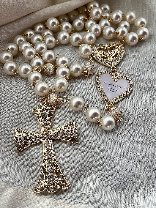 Terço de Noiva Dourado Divino espirito santo de coração com iniciais