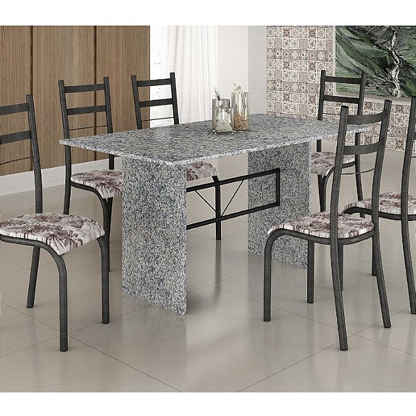 Conjunto de Mesa com Cadeiras de Plástico na cor preta