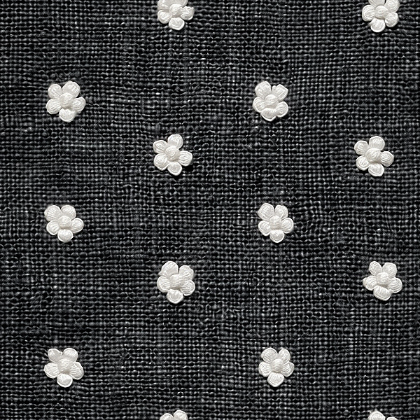 D2469 - Black Elegance Flor Botão