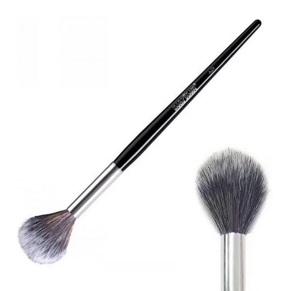 Pincel cônico para contornar e iluminar linha max - Macrilan