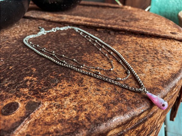 Colar Triplo com Pingente Pedra Natural Rosa