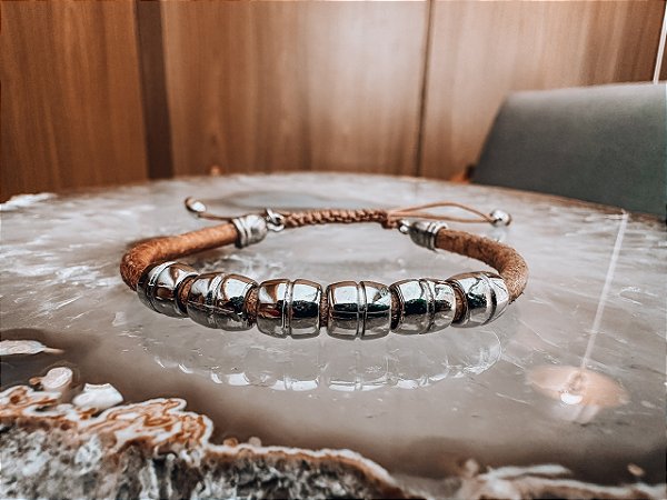 Pulseira Couro Cru com Entremeio de Metal