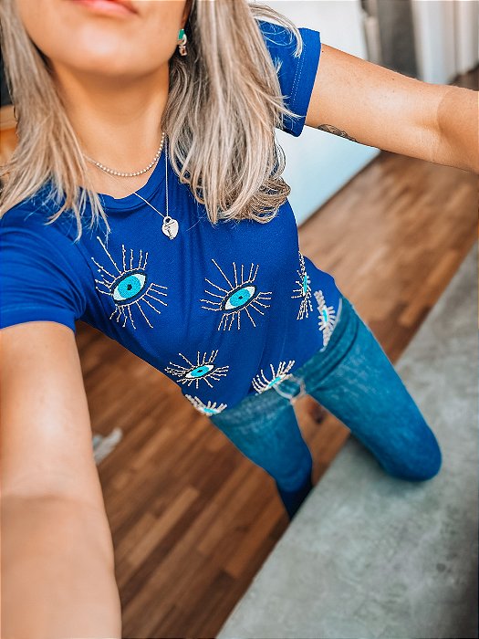 Camiseta T-Shirt Olho Grego Azul Bordada