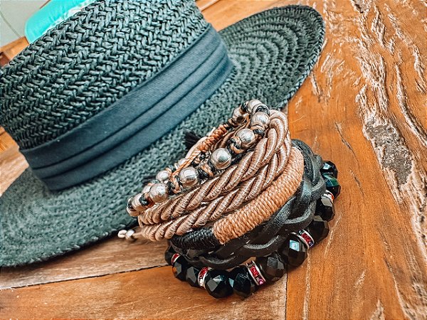 Kit de Pulseiras Preta e Bege