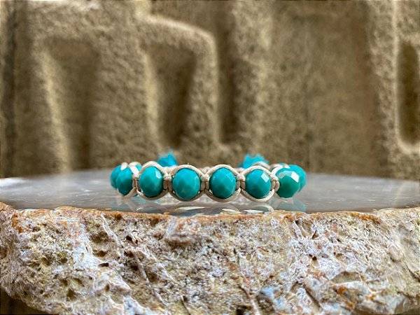 Pulseira Macramê Turquesa com Pingente Tassel