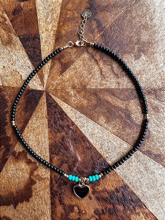 Colar Choker Preto com Coração