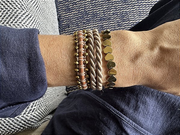 Kit de Pulseiras Bege e Dourada