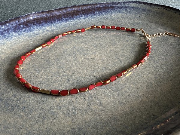 Colar Cristais Facetados Vermelho