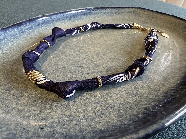 Colar Bandana Azul-Marinho sem pingente