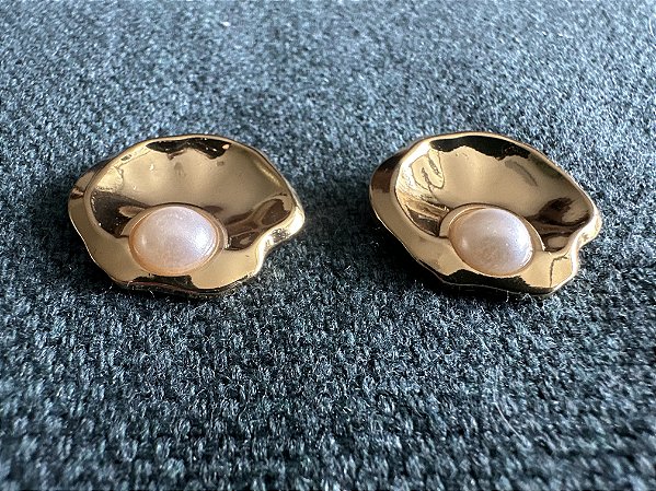 Brincos Concha com Pérola