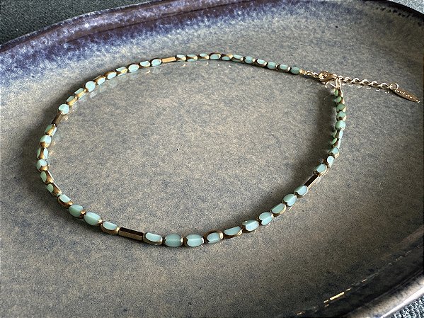 Colar Cristais Facetados Azul Claro