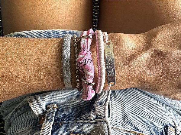 Kit de Pulseiras Bandana Rosa e Cinza Blessed
