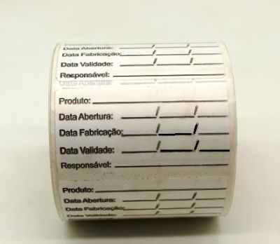 Etiqueta de validade - rolo com  aproximadamente 800 etiquetas material BOPP