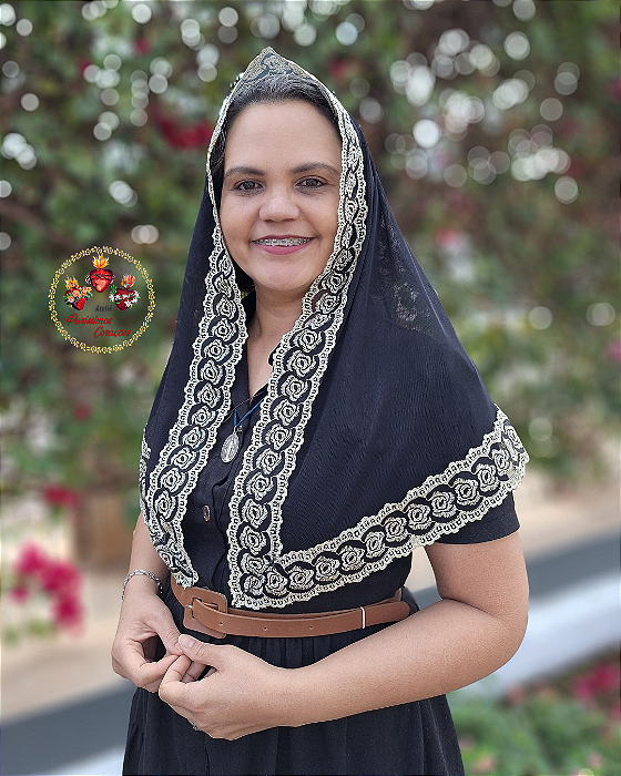 Véu Triangular Leônia Preto