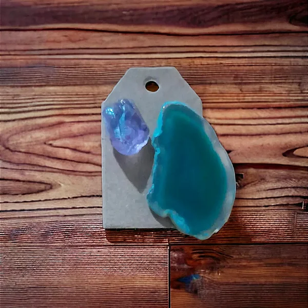 Brinco descasado Ágata verde e ametista