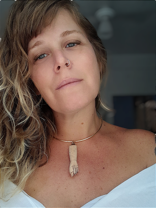 Colar Aro Figa de Guiné (Bege)