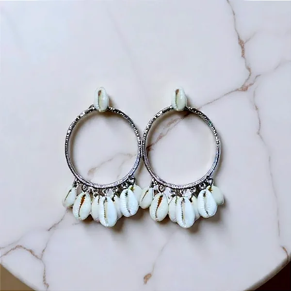 Argola frontal mini búzios