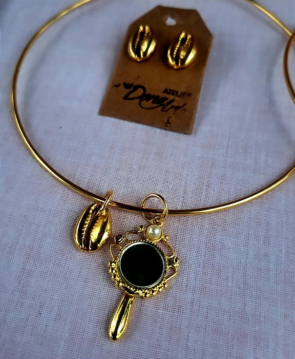 Colar aro abebe pérola e buzio dourado