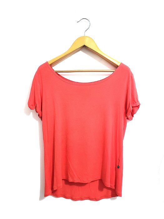Camiseta Feminina Vermelha