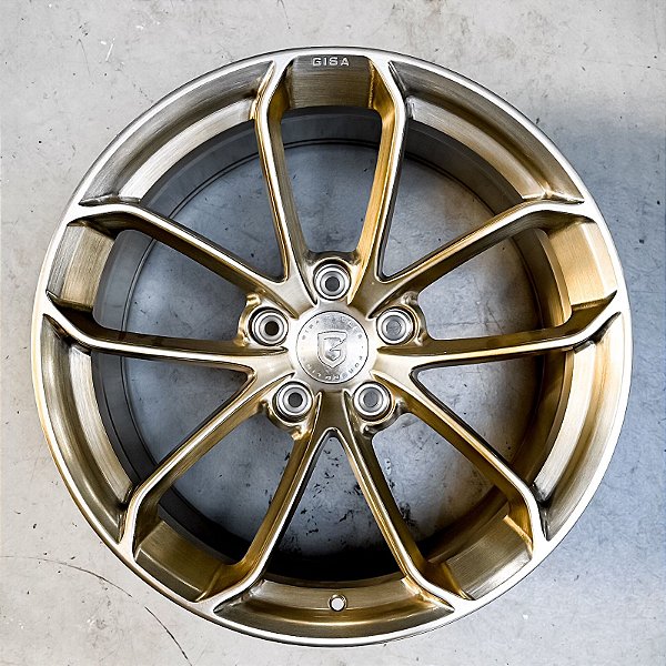 Jogo de rodas Gisa VF718 FORJADA - 20x8,5/ 10,5" - 5x130