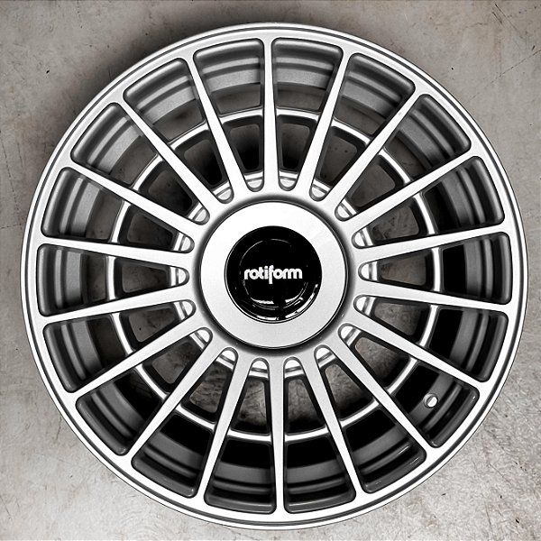Jogo de rodas Rotiform LAS-R - 18x8,5" - 5x100/5x114