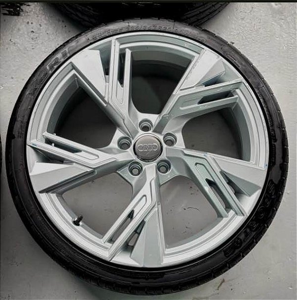 Jogo de rodas Audi RS6 + Pneu X-bri Sport - 20"