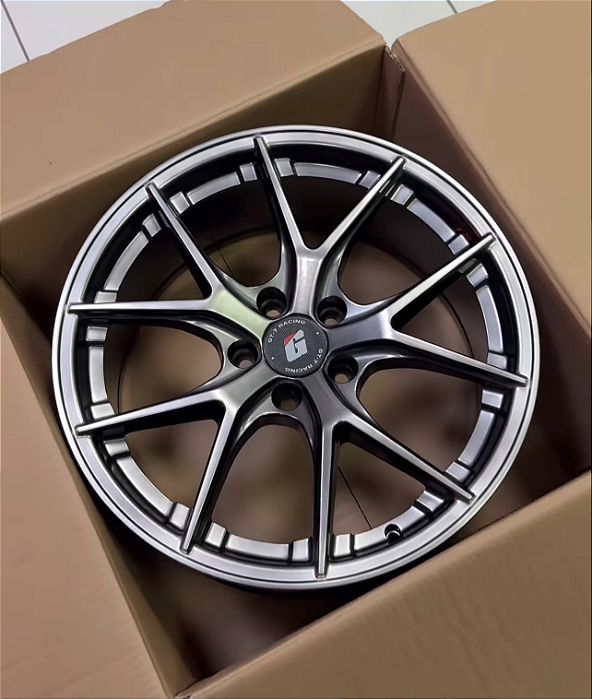 Jogo de rodas BBS CI-R 17x7" 4x100