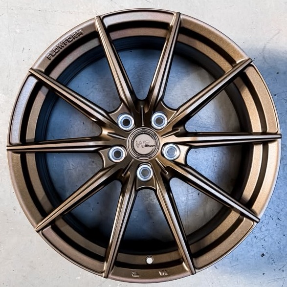 Jogo de rodas Wheel force - 18x8" - 5x112