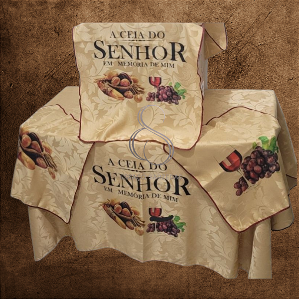 ​​​​​​​Kit com 4pç de toalhas de Santa Ceia em jacar dourada