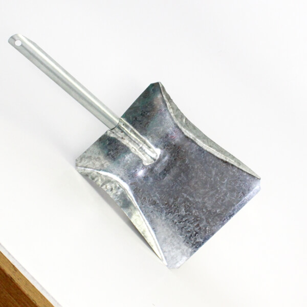 PÁ LIXO GALVANIZADA C/CABO CURTO MAO