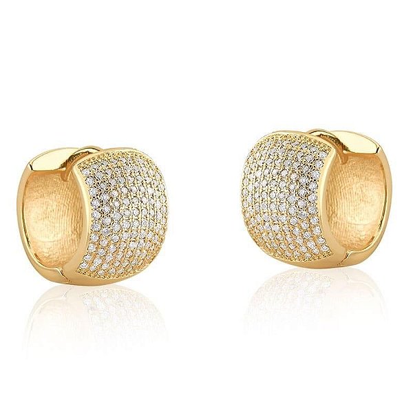 BRINCO ARGOLA NOVE FILEIRAS COM ZIRCÔNIAS BRANCAS BANHADO A OURO