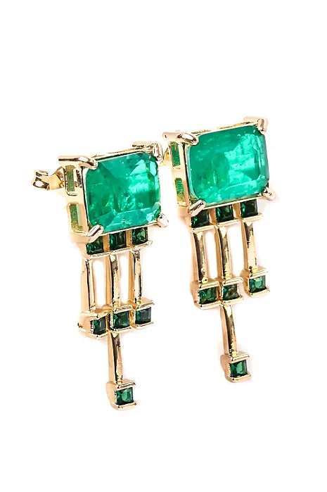 Brinco Esmeralda Banhado a Ouro