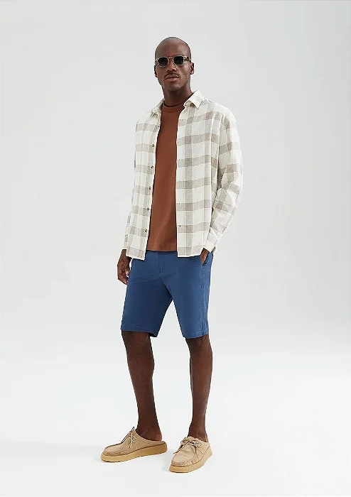 HERING BERMUDA BÁSICA MASCULINA CHINO EM SARJA - AZUL