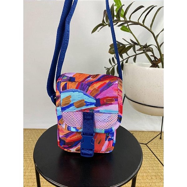 FARM BOLSA FERVO COR DE BANANA