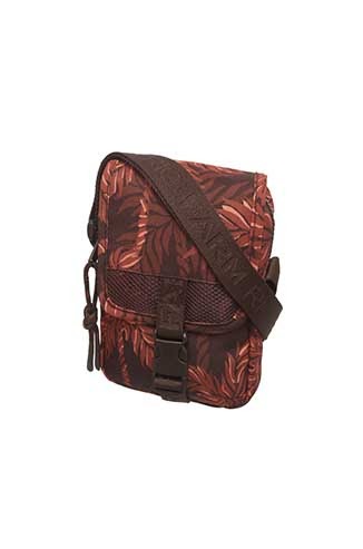 FARM BOLSA FERVO OLHAR NA FLORESTA