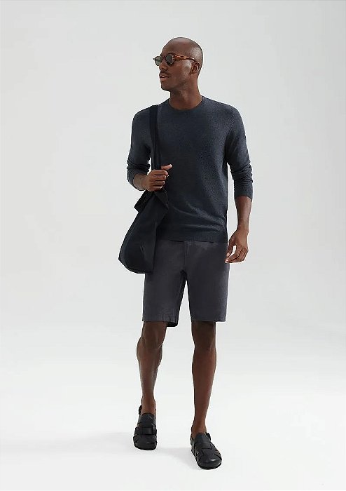 HERING BERMUDA BÁSICA MASCULINA CHINO EM TECIDO FIO TINTO - CINZA