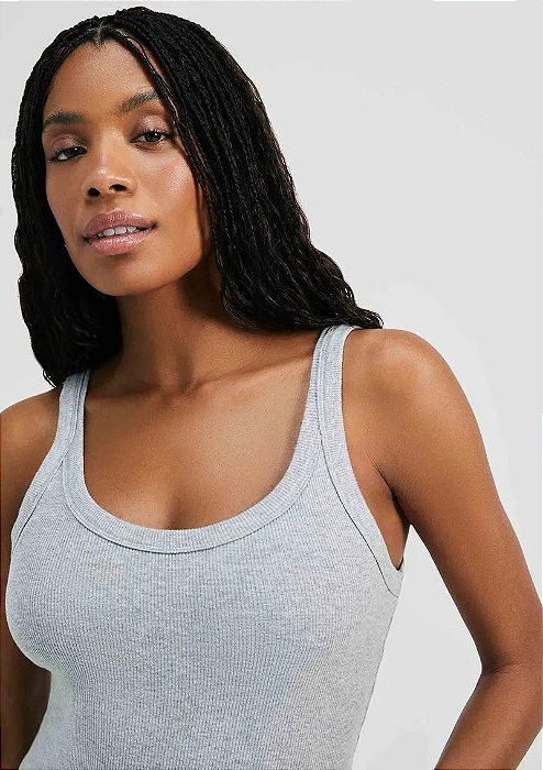 HERING REGATA  BÁSICA FEMININA SLIM EM RIBANA CANELADA - CINZA