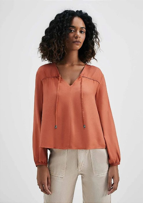 HERING BLUSA FEMININA MANGA LONGA EM VISCOSE CREPONADA