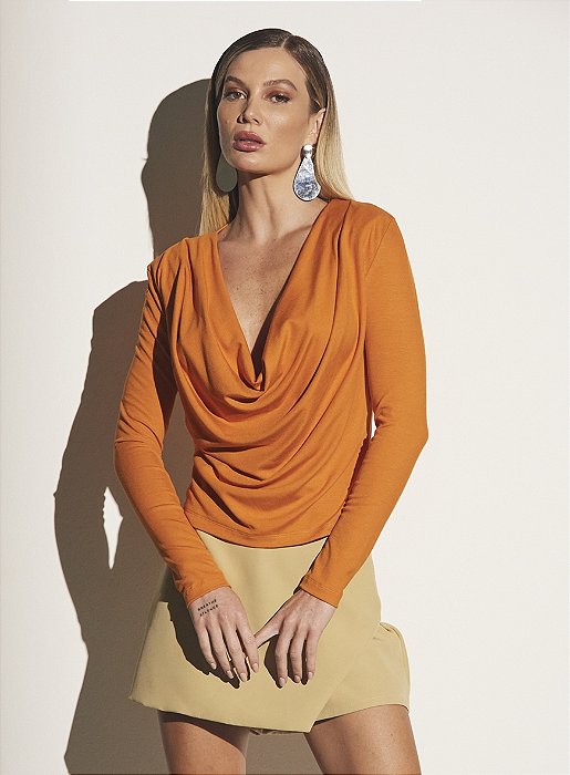 SOMMER BLUSA MANGA LONGA COM DECOTE DEGADÊ