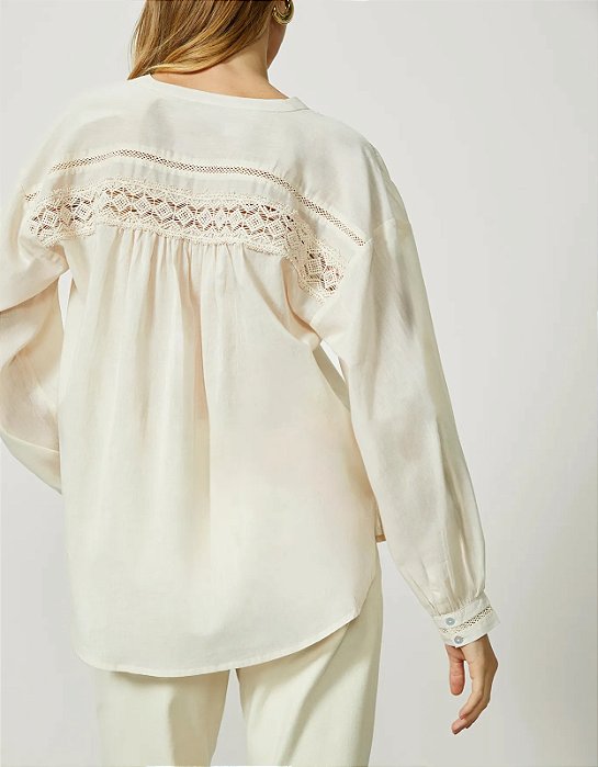 SHOULDER CAMISA VOIL DE ALGODÃO AREIA