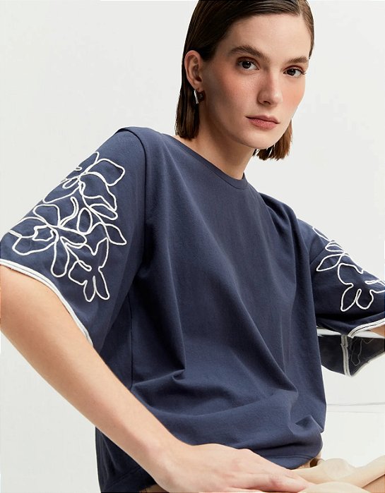 SHOULDER T-SHIRT BORDADO MANGA