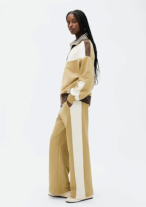 HERING CALÇA FEMININA RETA EM MOLETOM - CAQUI