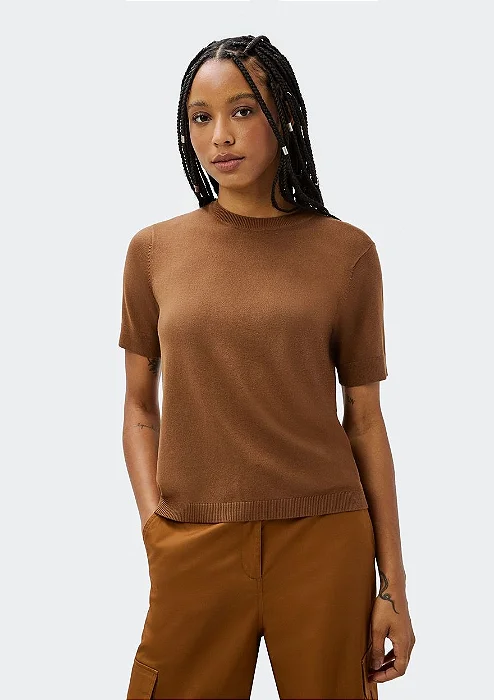 HERING BLUSA FEMININA MANGA CURTA EM TRICÔ LEVE - MARROM
