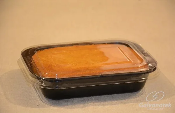 G 240 BANDEJA PRETA COM TAMPA PET CX C/100 UND 500gr