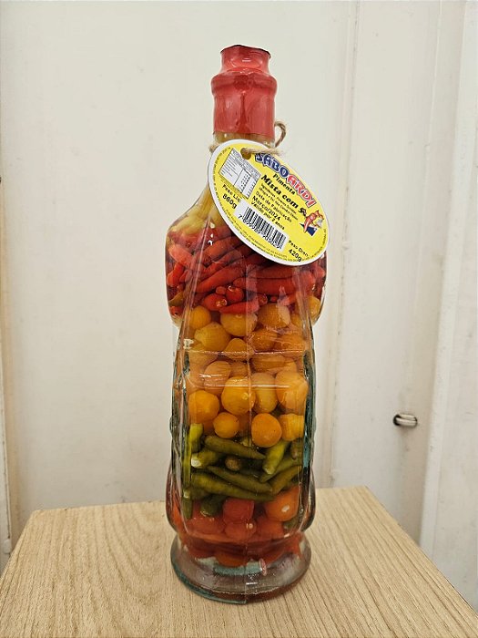 GARRAFA FUSCA 800 ML COM PIMENTA MISTA