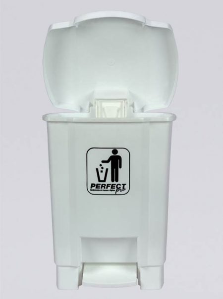 LIXEIRA PLASTICA COM PEDAL 17 LITROS COR BRANCA PERFECT